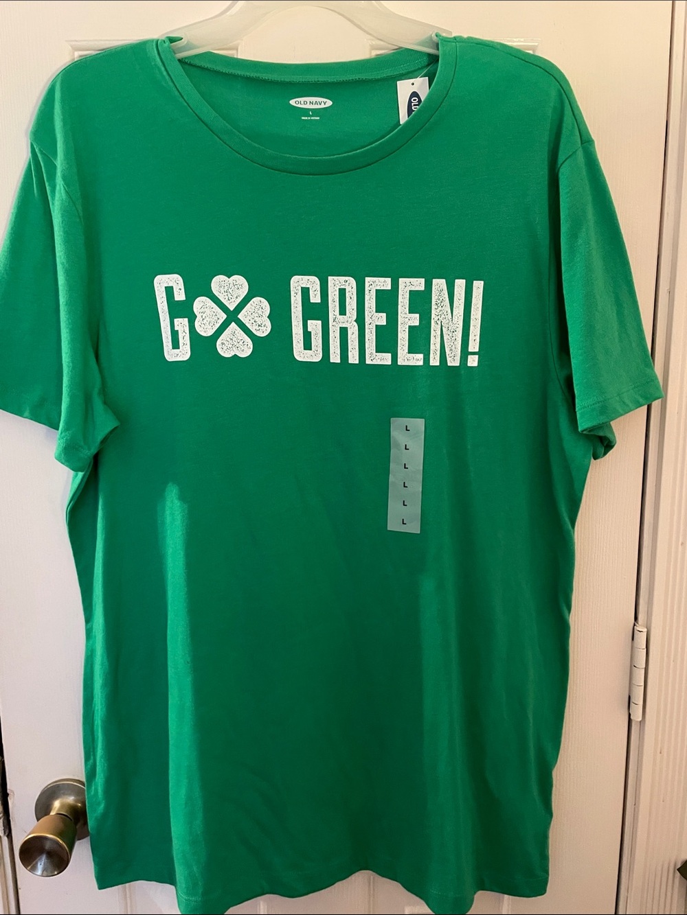 Old Navy women’s large Green 'Go Green!' Graphic Tee New